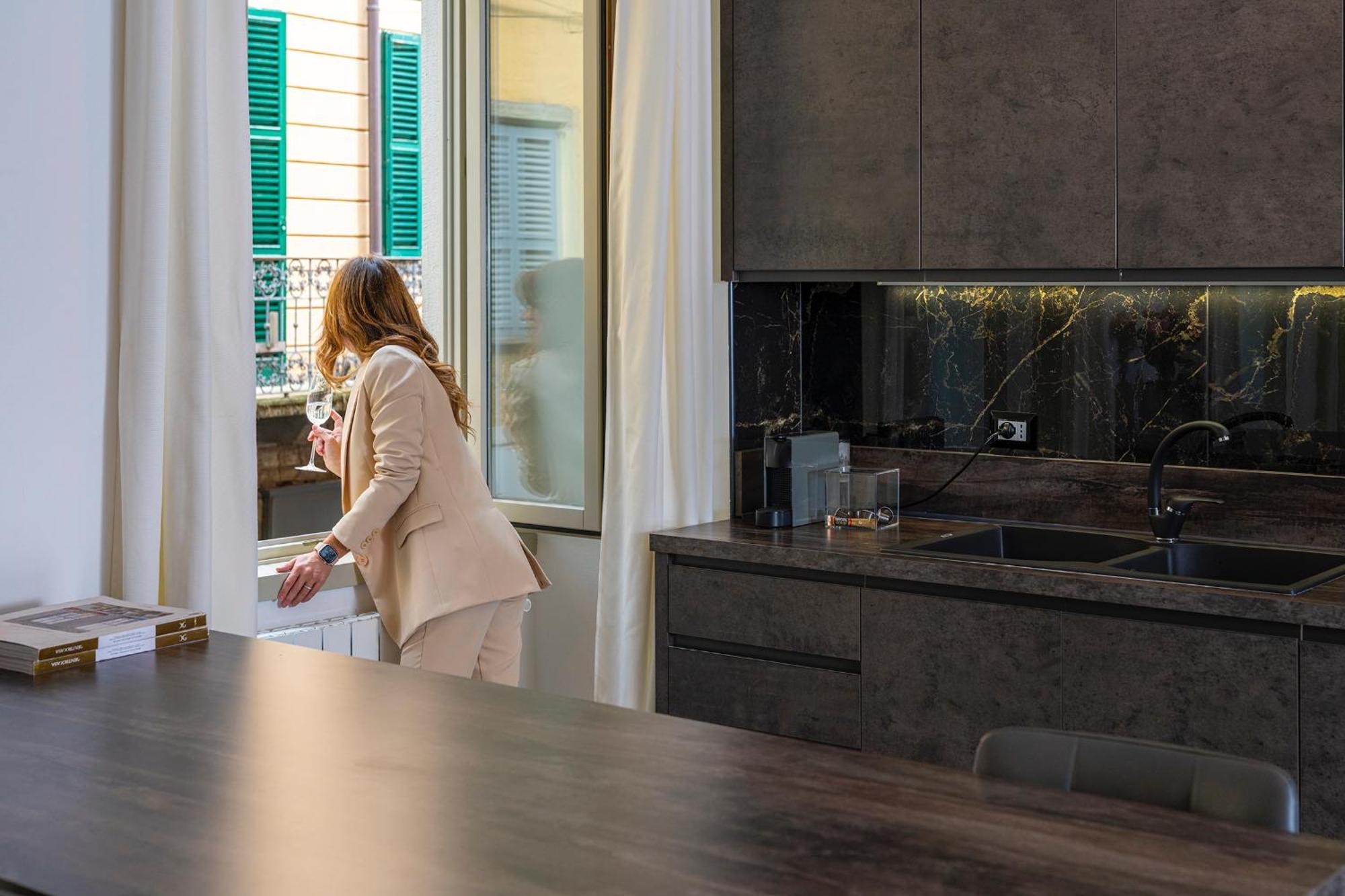Magic Place Bergamo! Classy Apartment In The Heart Of The City Kültér fotó